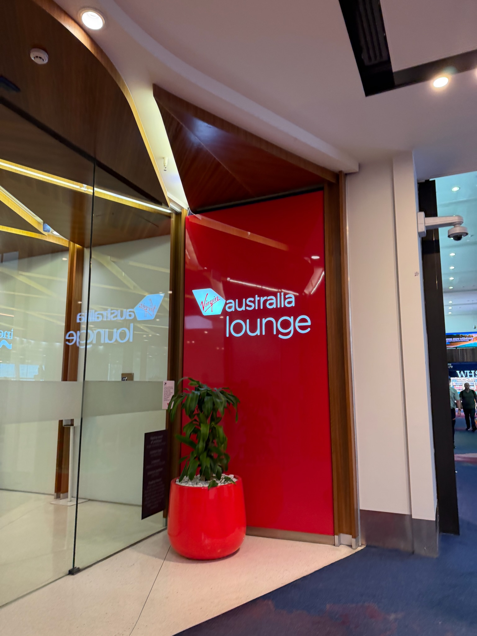 Virgin Australia Business Class Lounge Melbourne T3 lounge entrance