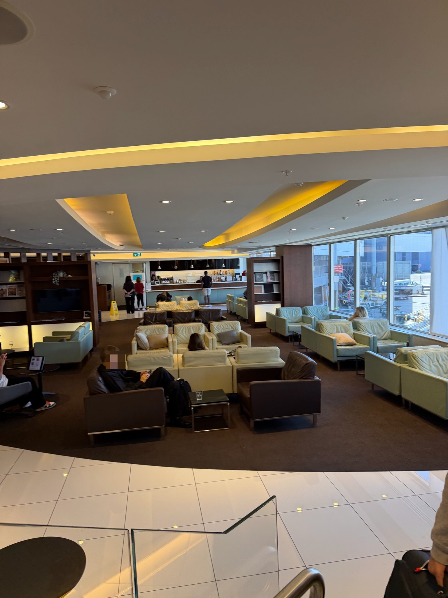 The House vs Plaza Premium Lounge Sydney: Which Is Better?