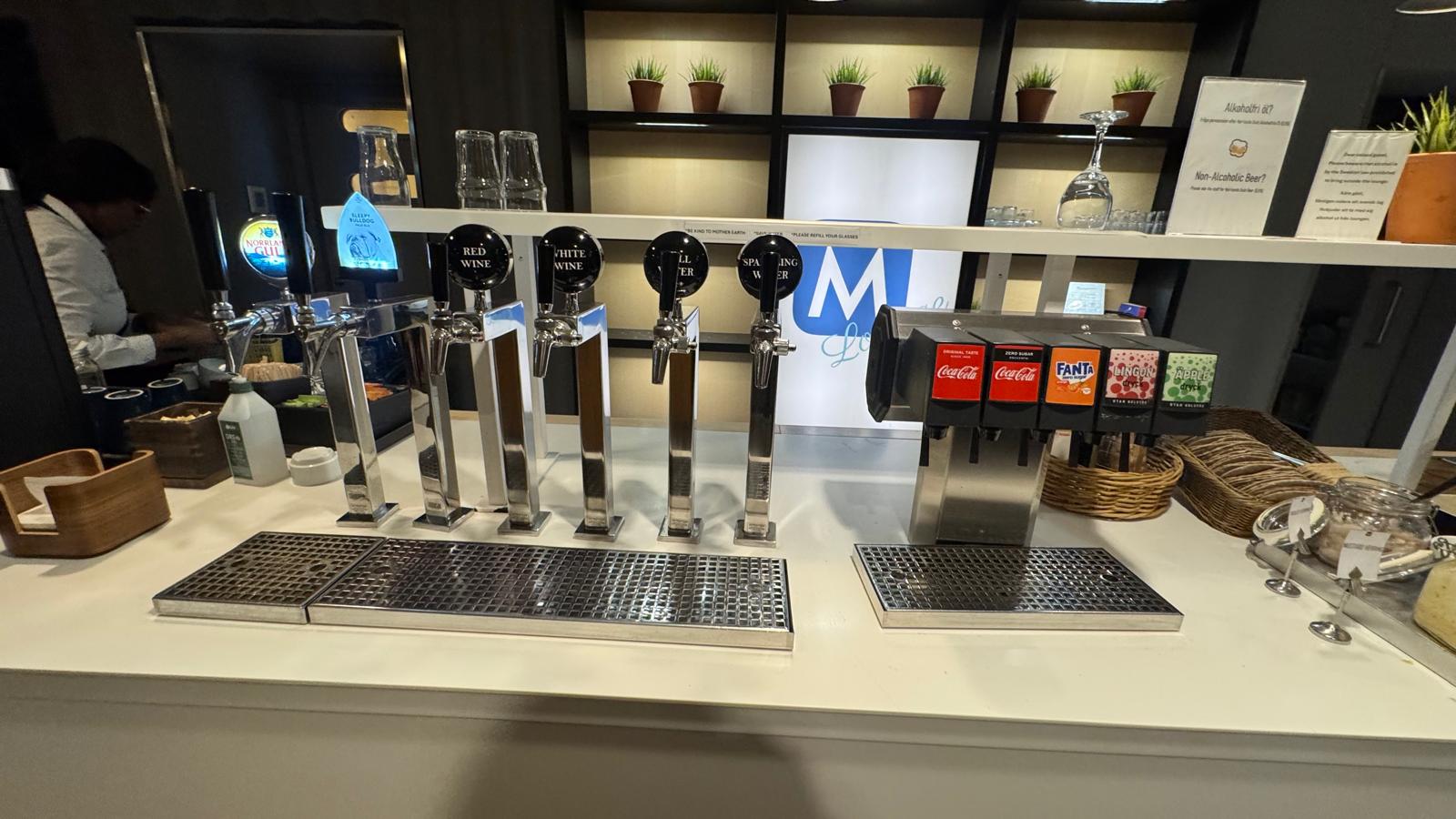 Pearl Lounge Stockholm Arlanda Terminal 5 Review, Stockholm Airport (ARN)