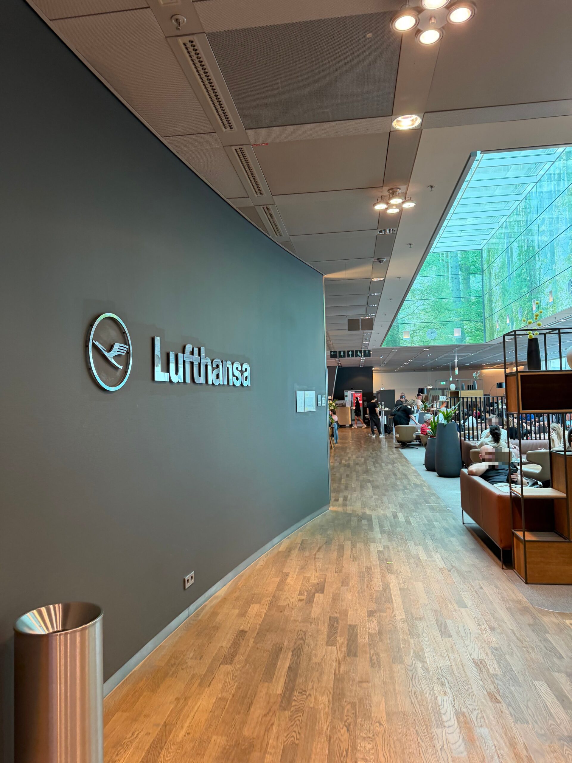 Lufthansa lounge entrance at Munich Airport